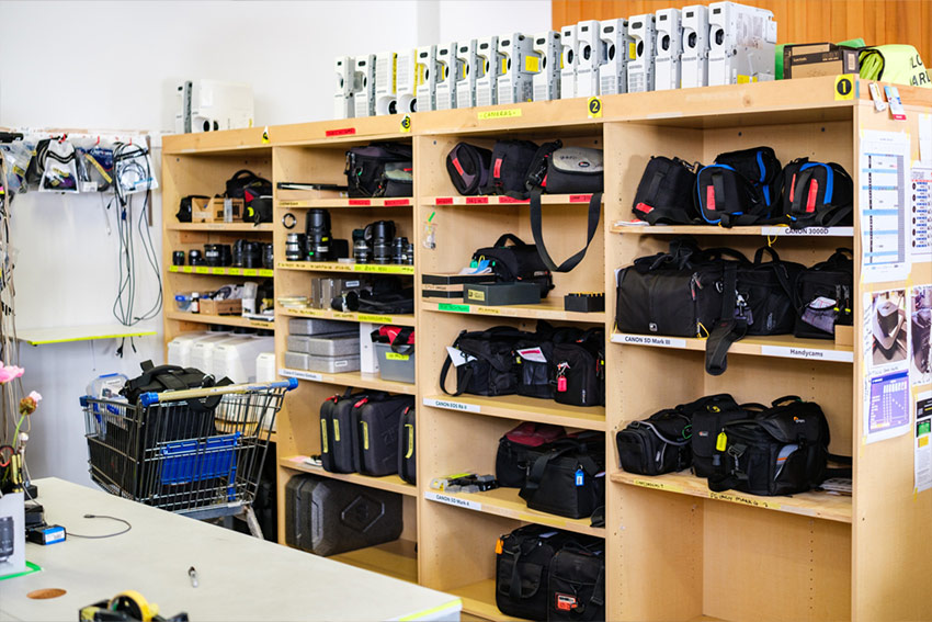 Art and design loan central