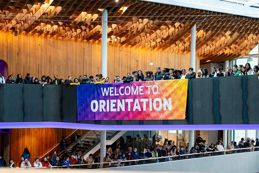 New students attending Orientation at AUT